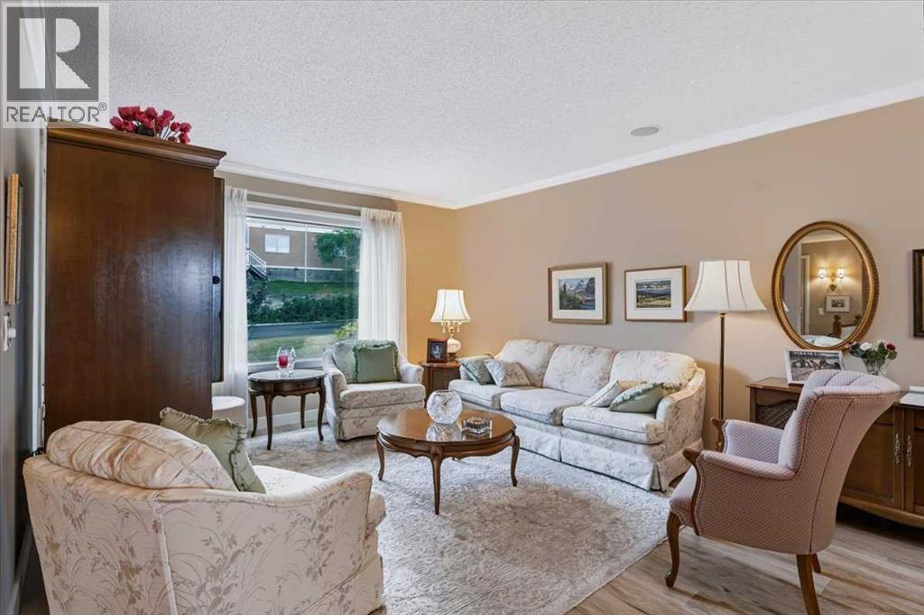 36, 140 Strathaven Circle SW - photo 11