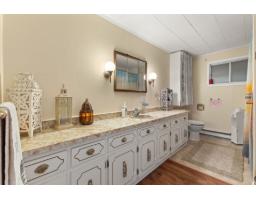 797 Ch. Du Poisson-blanc, Denholm, QC J8N9G1 Photo 17