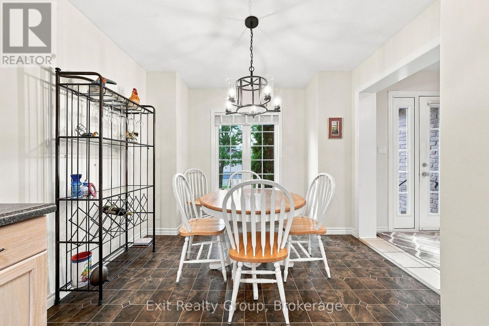 26 ALETHA DRIVE - 12