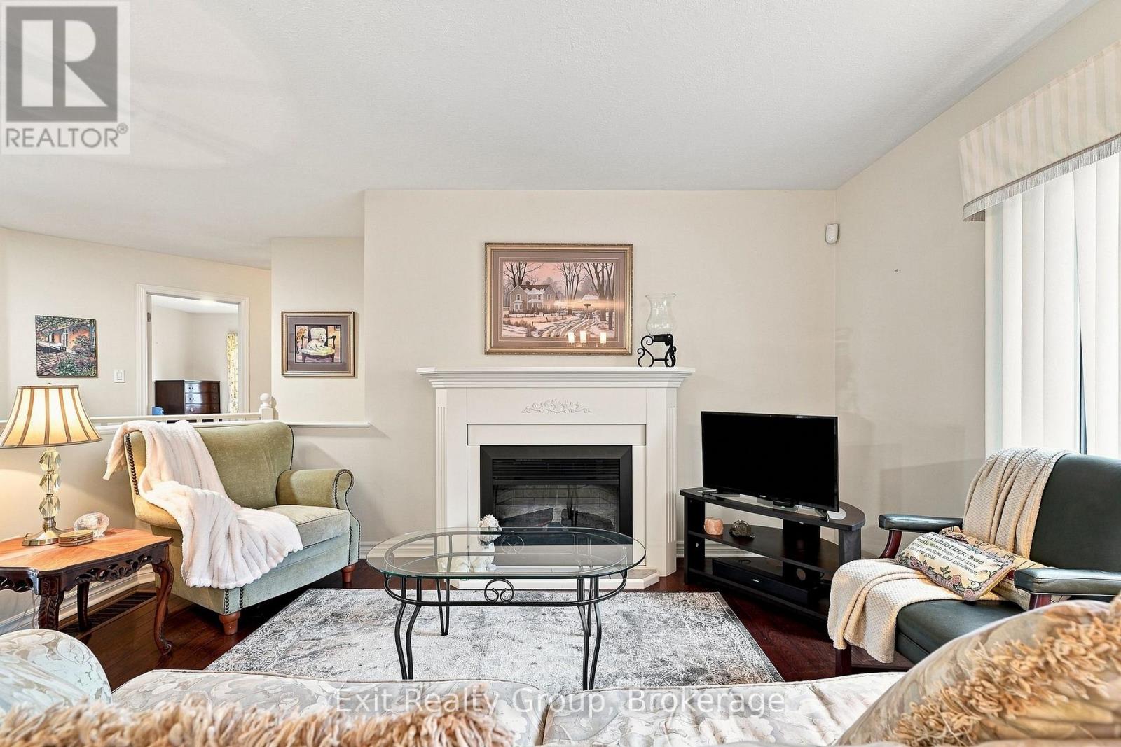 26 ALETHA DRIVE - 19
