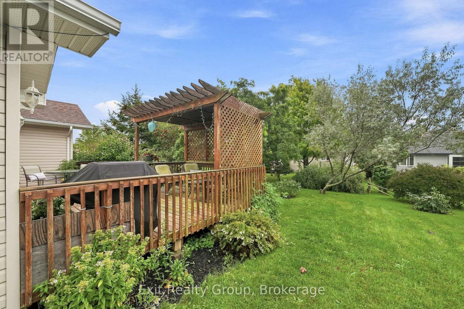 26 Aletha Drive, Prince Edward County, ON photo 41