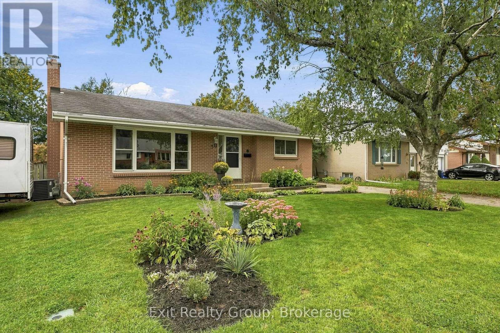50 LAMBERT DRIVE, Belleville (Belleville Ward) — photo 3