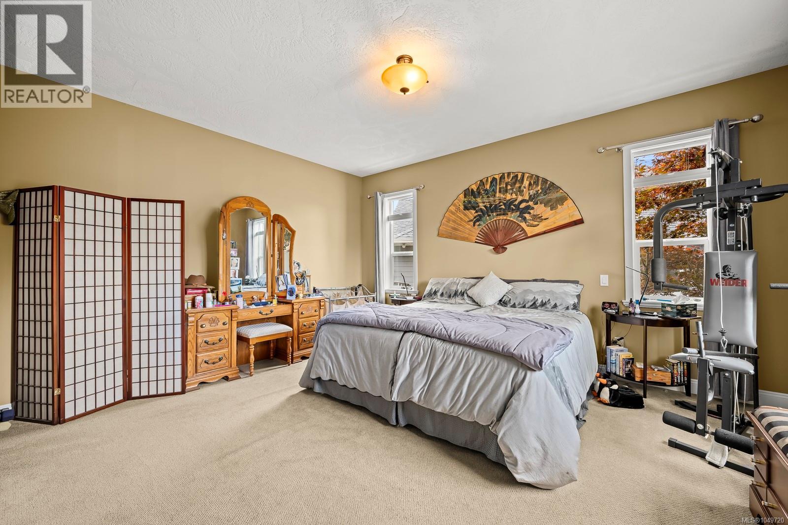 2462 Canuck Pl - Image 17