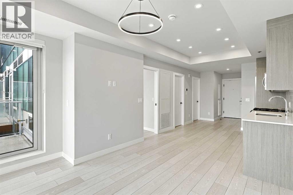 #720 110 18A Street NW - Image 18