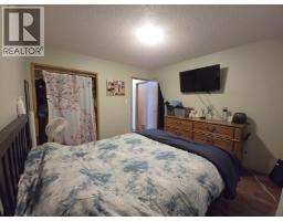 Bedroom - 4911/4913 56 Avenue, Pouce Coupe, BC V0C2C0 Photo 12