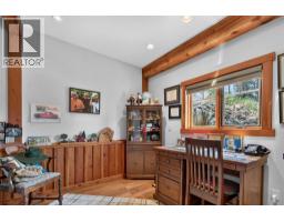 5pc Ensuite bath - 3264 Naramata Road, Naramata, BC V0H1N1 Photo 10