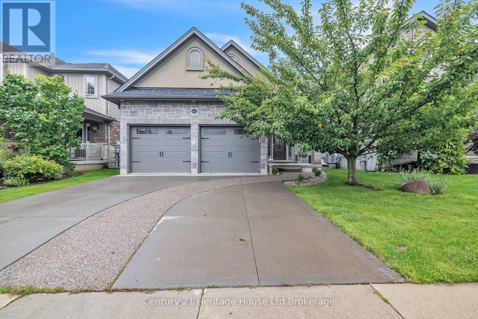472 FAIRWAY ROAD, Woodstock (Woodstock - North)