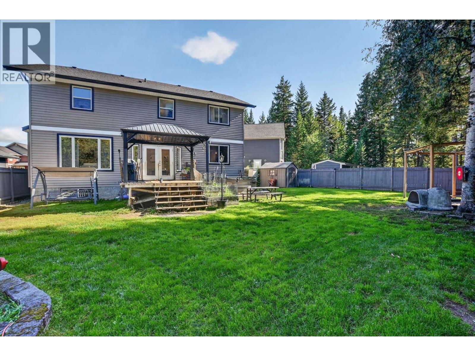 7653 LOEDEL CRESCENT - 35