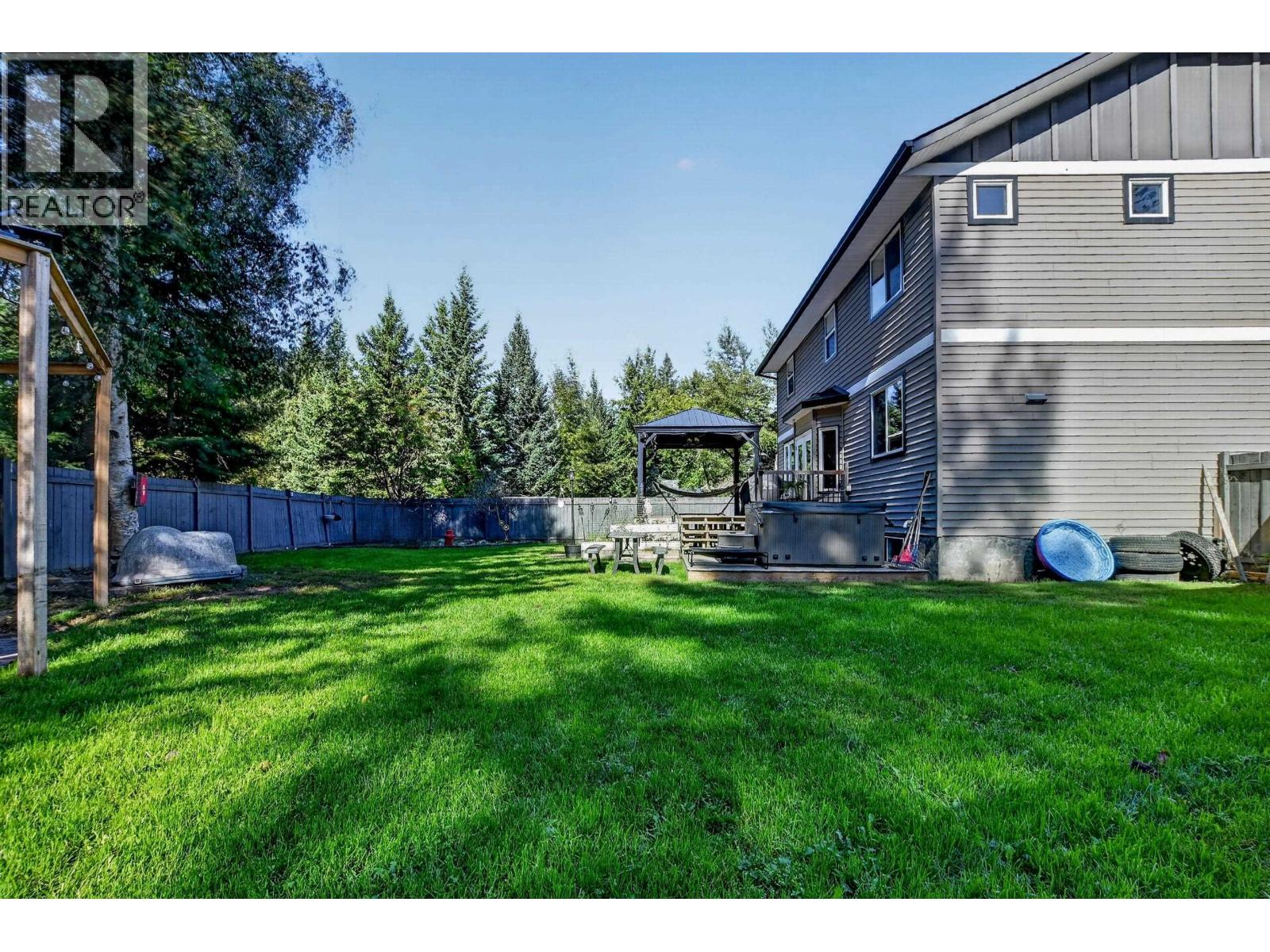 7653 LOEDEL CRESCENT - Image 36