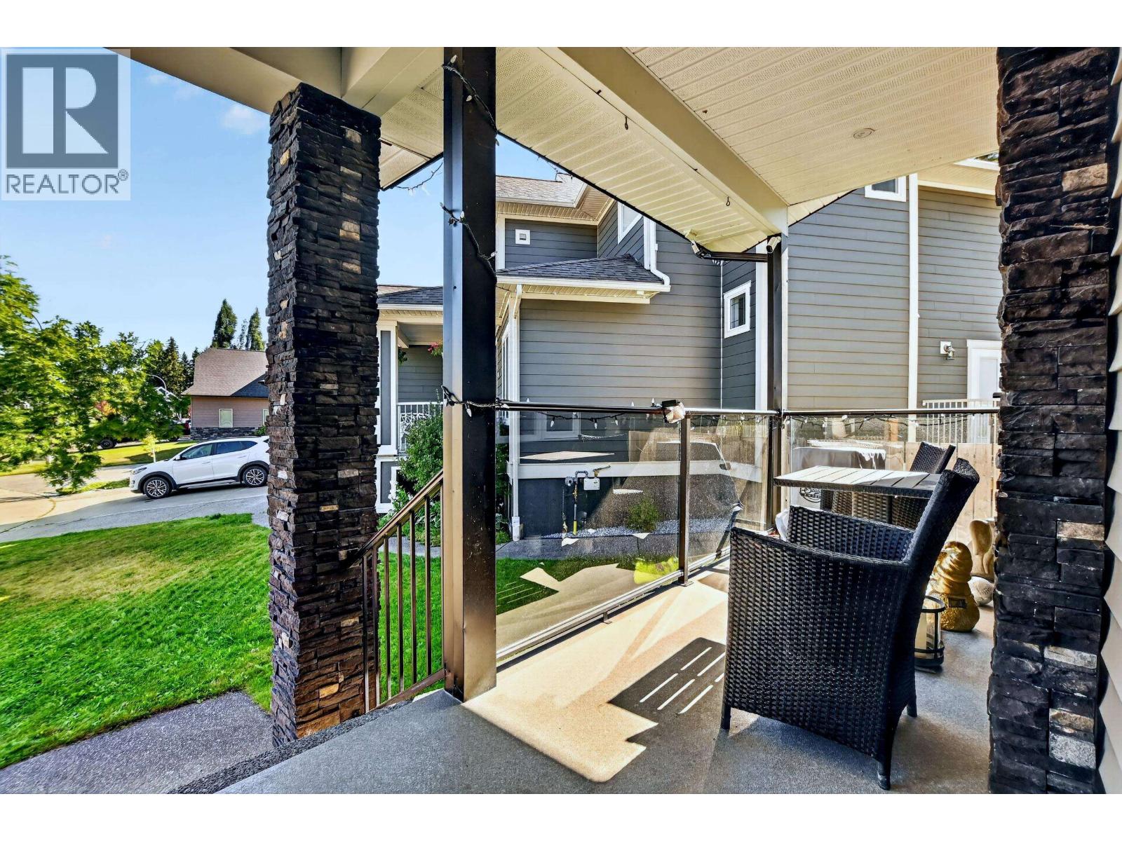 7653 LOEDEL CRESCENT - 5