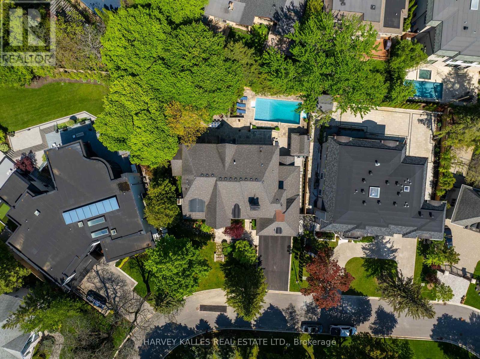14 DENEWOOD CRESCENT - Image 3