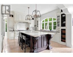 Eating area - 14 Denewood Crescent, Toronto, ON M3B1M5 Photo 12