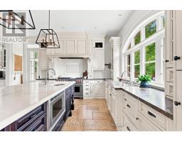 Mud room - 14 Denewood Crescent, Toronto, ON M3B1M5 Photo 14