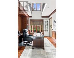 14 Denewood Crescent, Toronto, ON M3B1M5 Photo 19