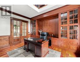 14 Denewood Crescent, Toronto, ON M3B1M5 Photo 20