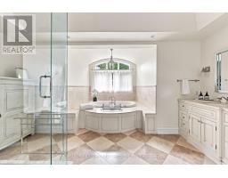 14 Denewood Crescent, Toronto, ON M3B1M5 Photo 30