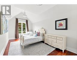 14 Denewood Crescent, Toronto, ON M3B1M5 Photo 37