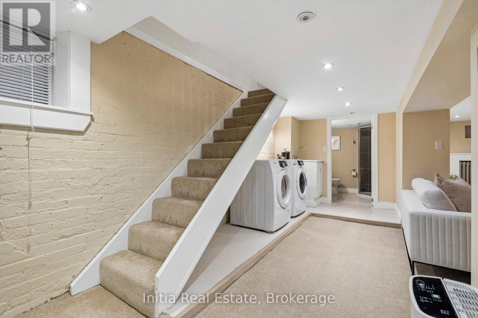 16 GLEBEMOUNT AVENUE - Image 32