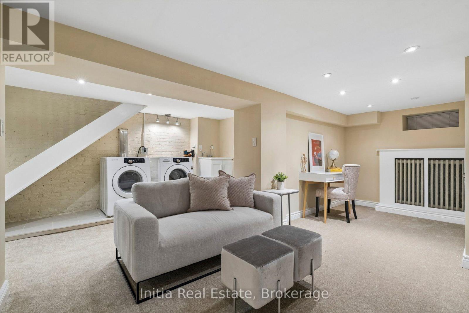 16 GLEBEMOUNT AVENUE - Image 34