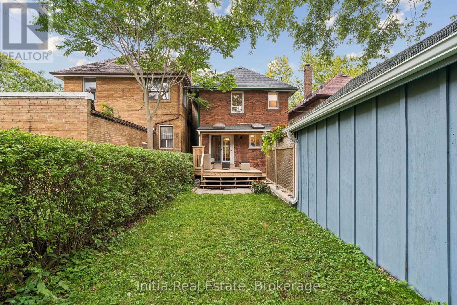 16 GLEBEMOUNT AVENUE - 45