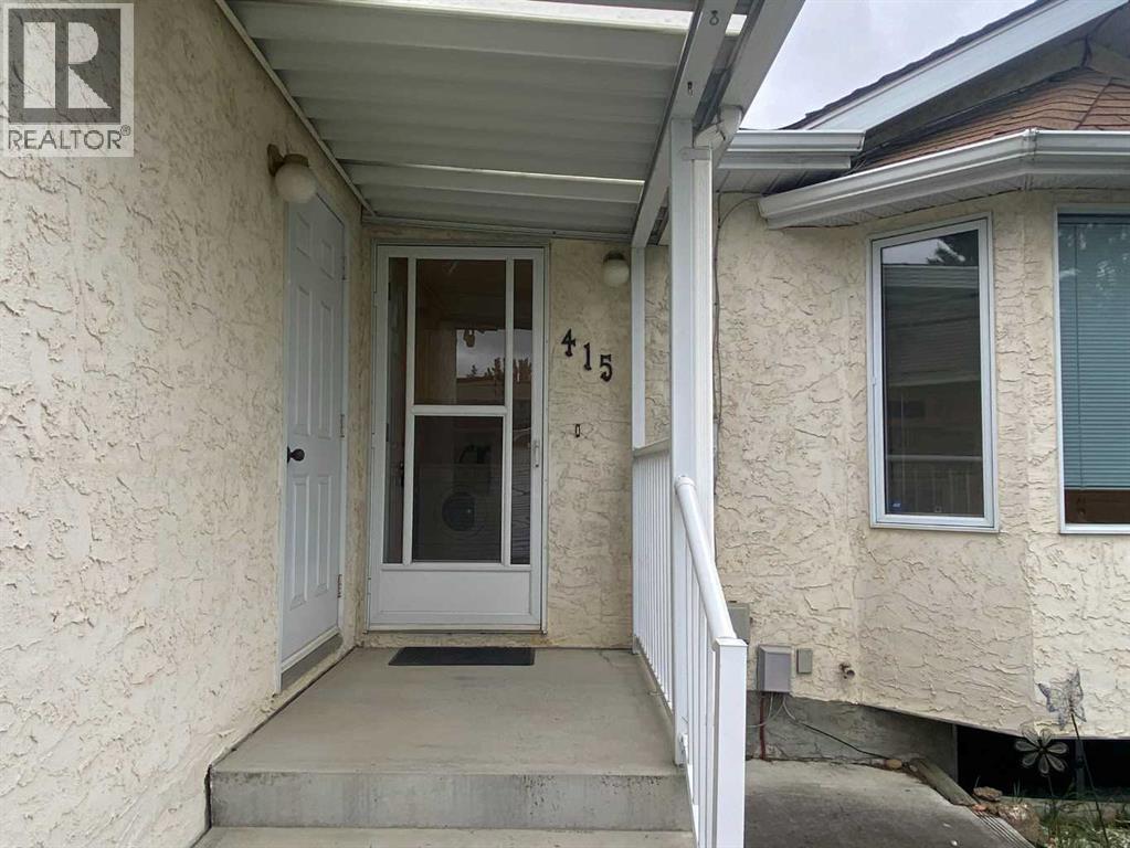 415 1 Avenue NW, Sundre — photo 8