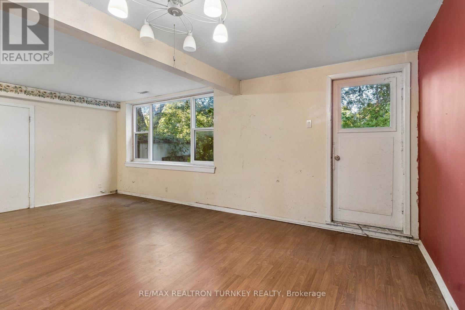 105 BOLTON AVENUE - Image 27