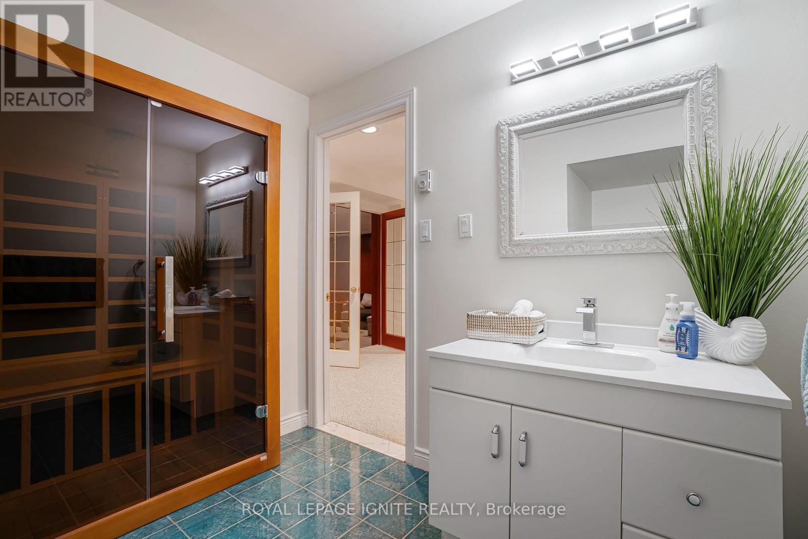 69 RAEVIEW DRIVE - Image 39