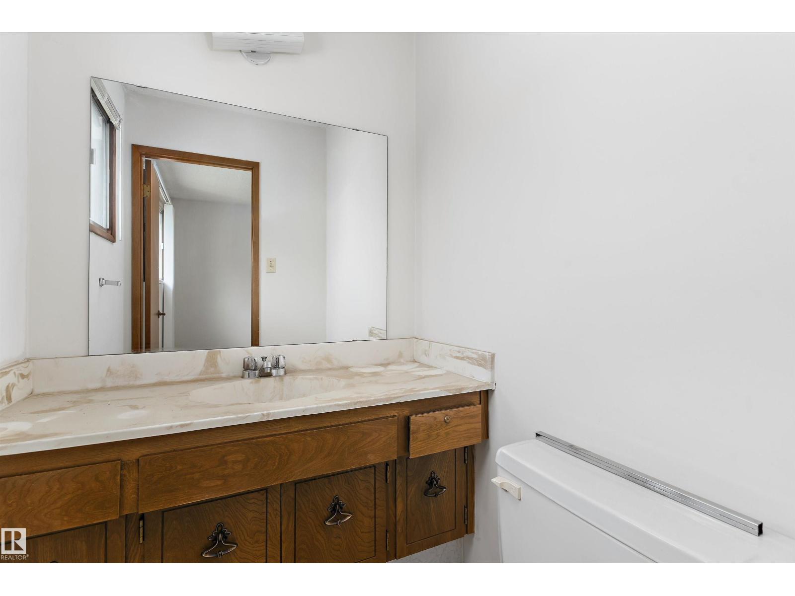 1139 68 ST NW - Image 13