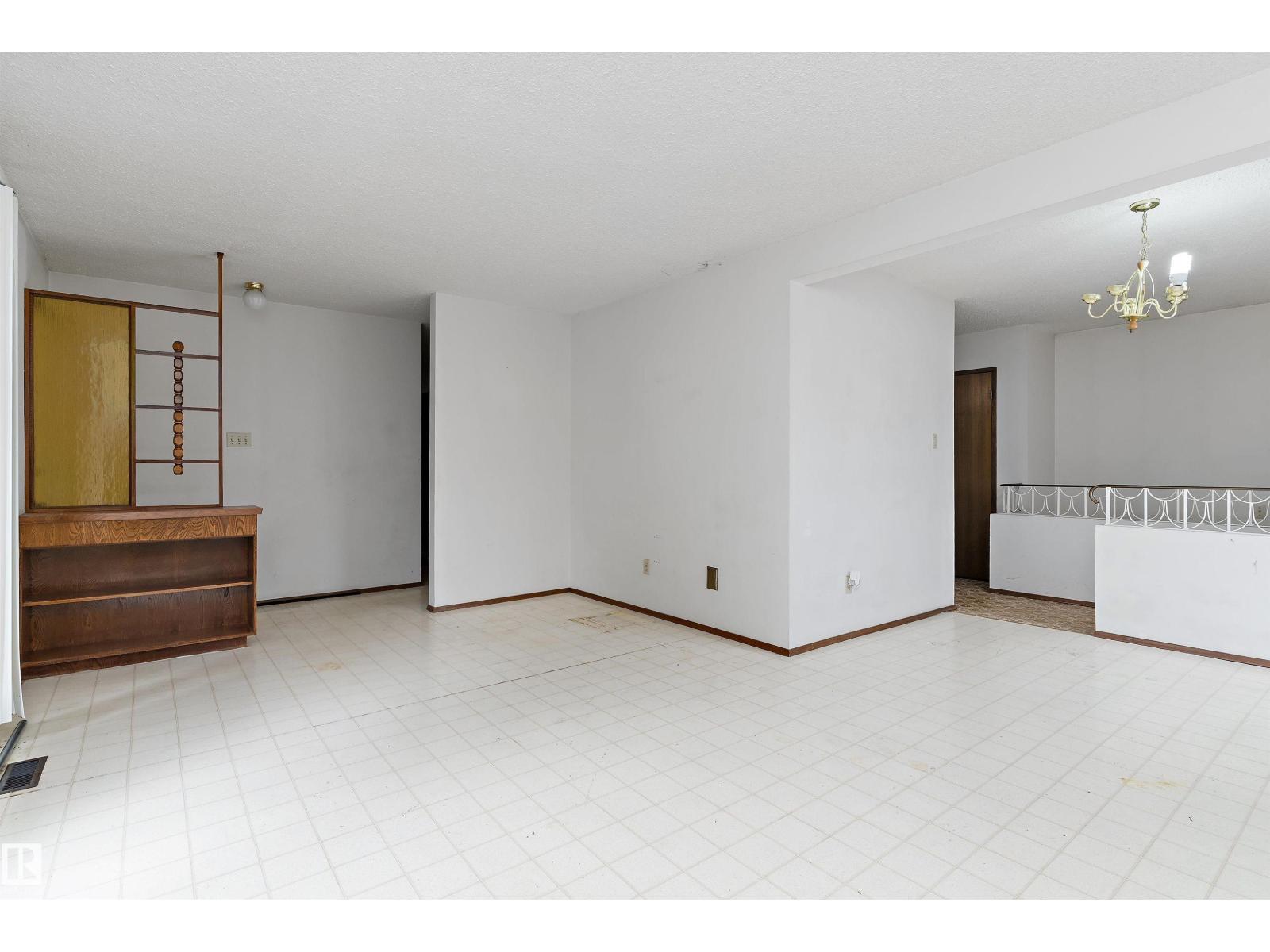 1139 68 ST NW - Image 6
