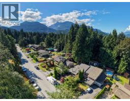 2655 Rhum & Eigg Drive, Squamish, BC V0N1T0 Photo 29