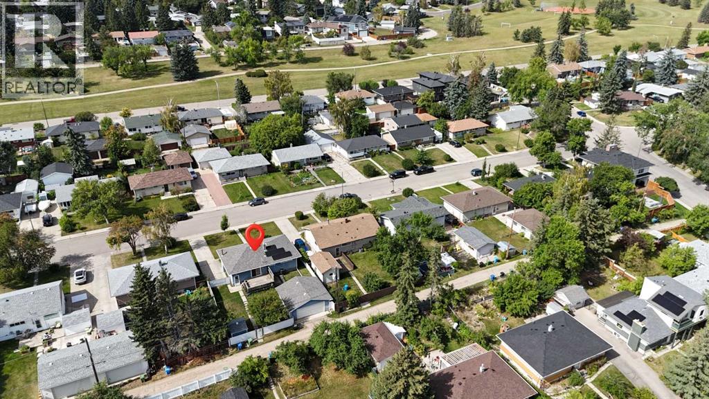 50 Thornlee Crescent NW, Thorncliffe, Calgary photo 3