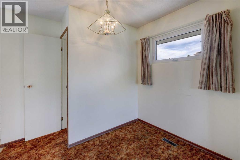 50 Thornlee Crescent NW - Image 10