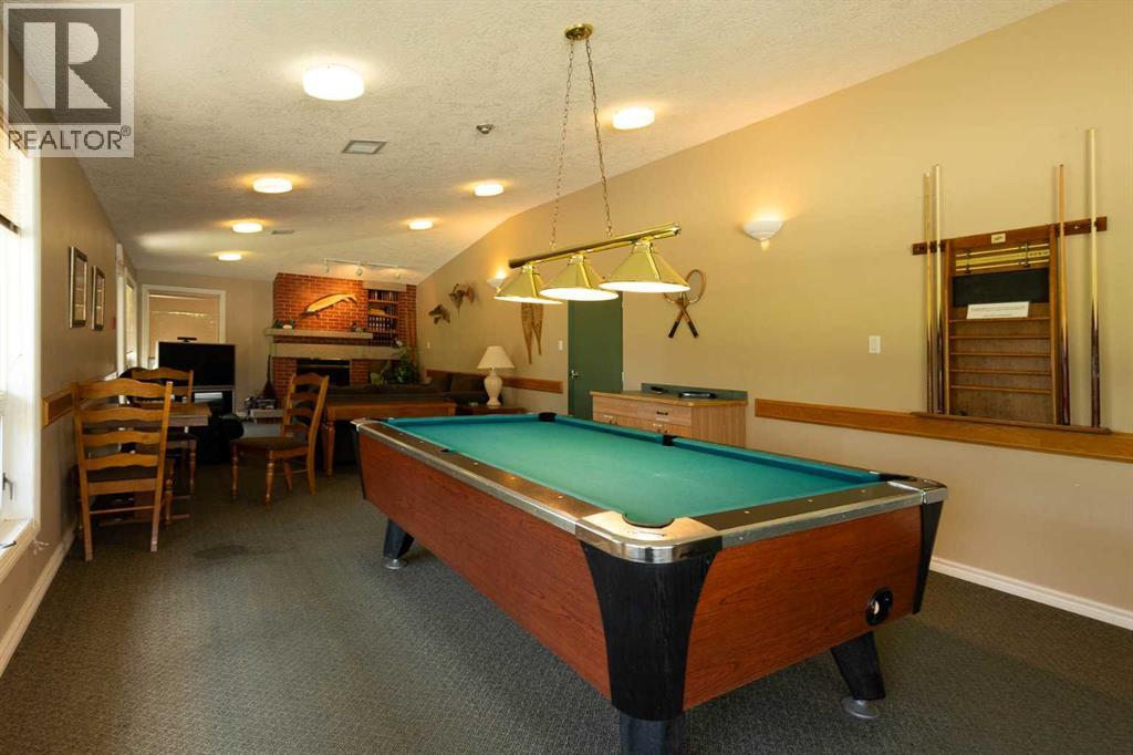 64 White Pelican Way - 9