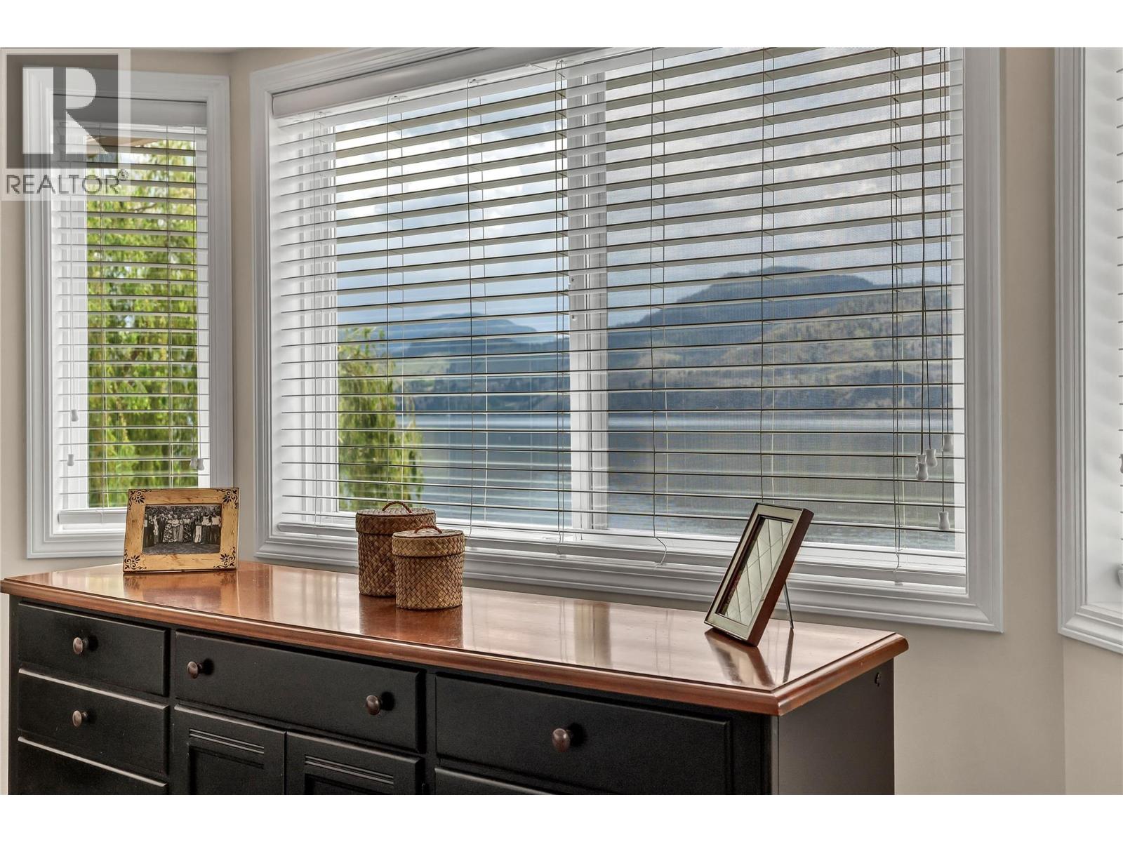 4597 Lakeside Road - 34