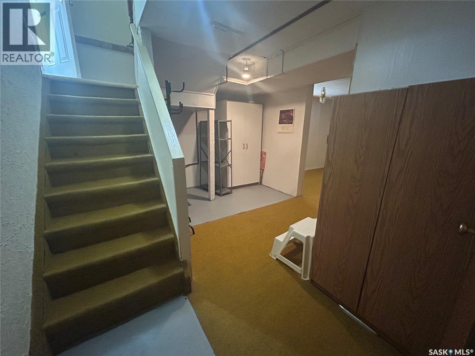 706 Vaughan STREET W - Image 14
