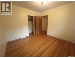 706 Vaughan Street W, Moose Jaw, SK S6H5N5 Photo 13