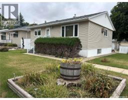 706 Vaughan Street W, Moose Jaw, SK S6H5N5 Photo 22