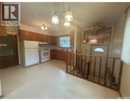 Family room - 706 Vaughan Street W, Moose Jaw, SK S6H5N5 Photo 6