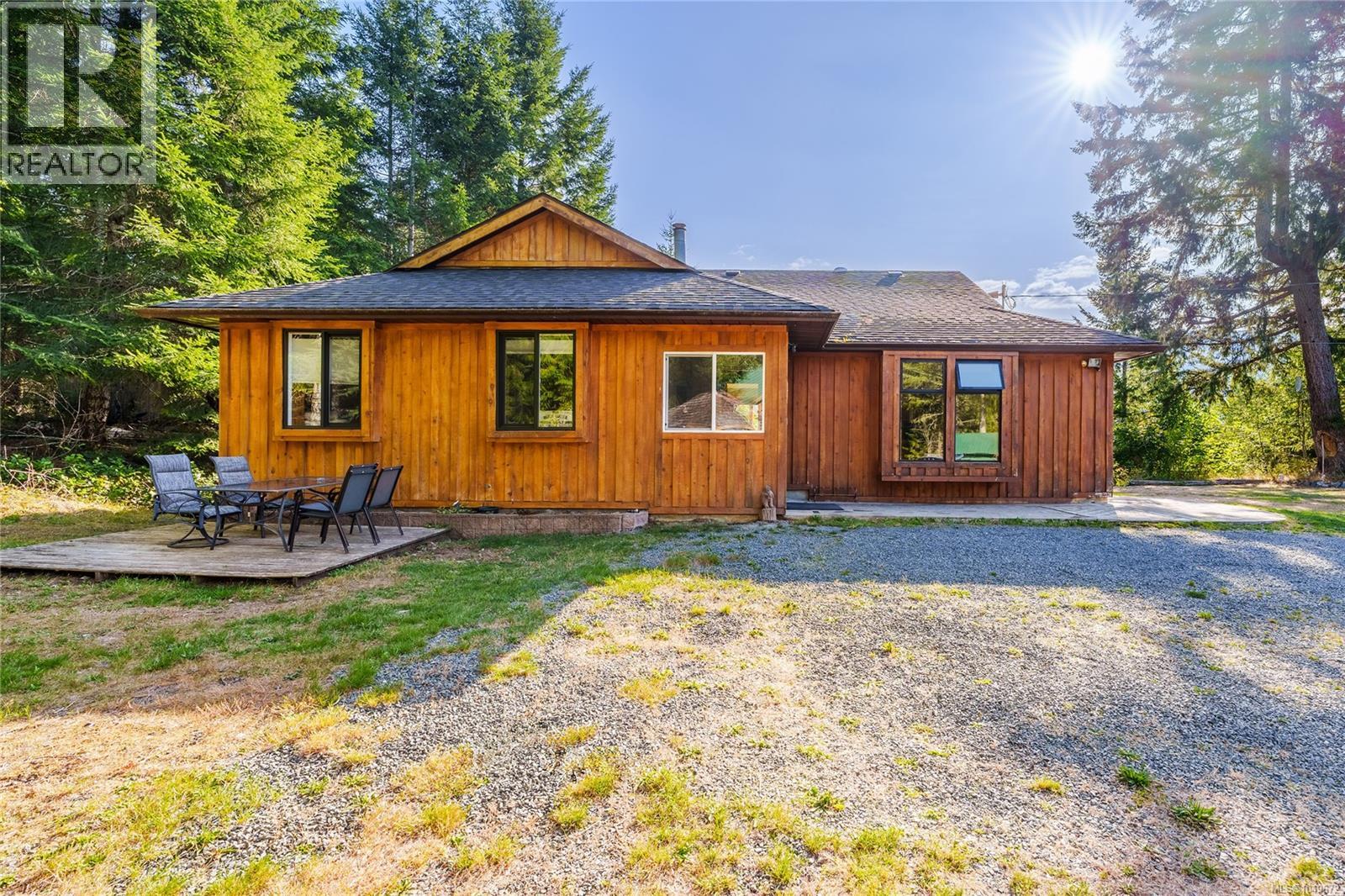 5982 Mayo Rd - 5