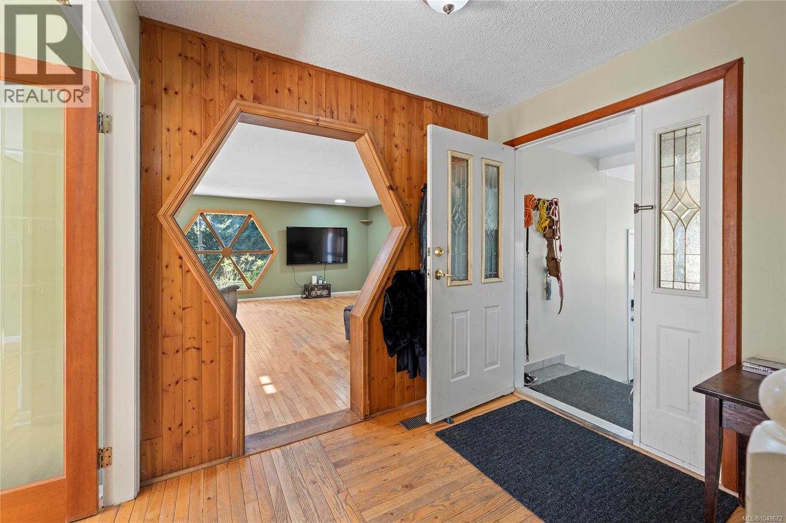 5982 Mayo Rd - 7