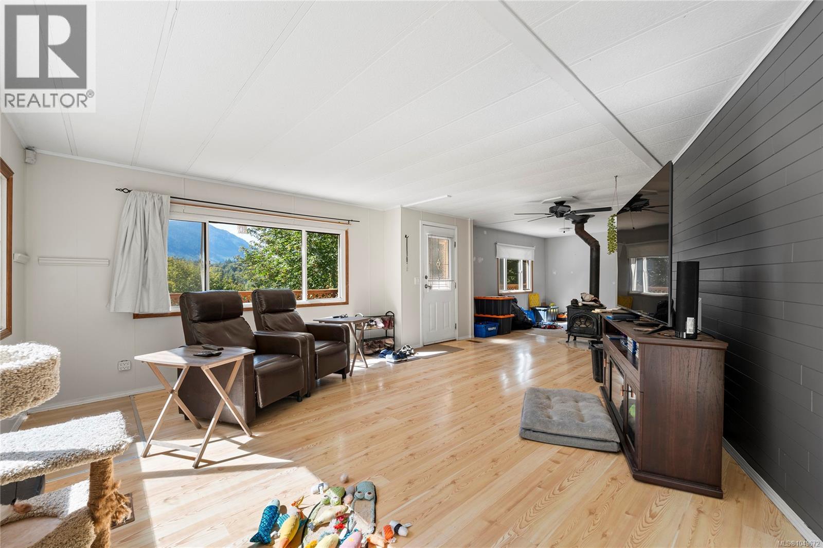 5982 Mayo Rd - 76