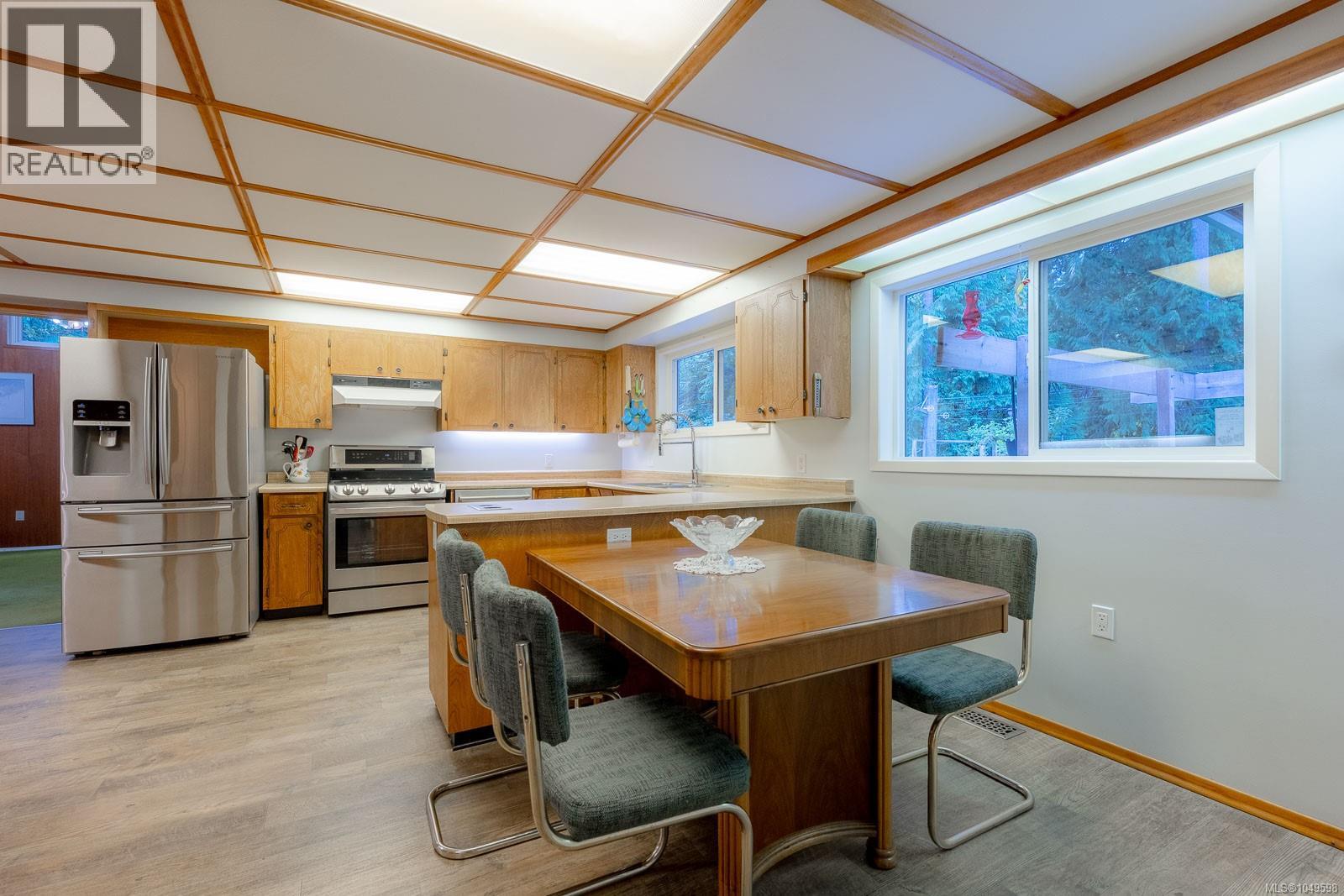 1115 Chapman Rd - Image 17