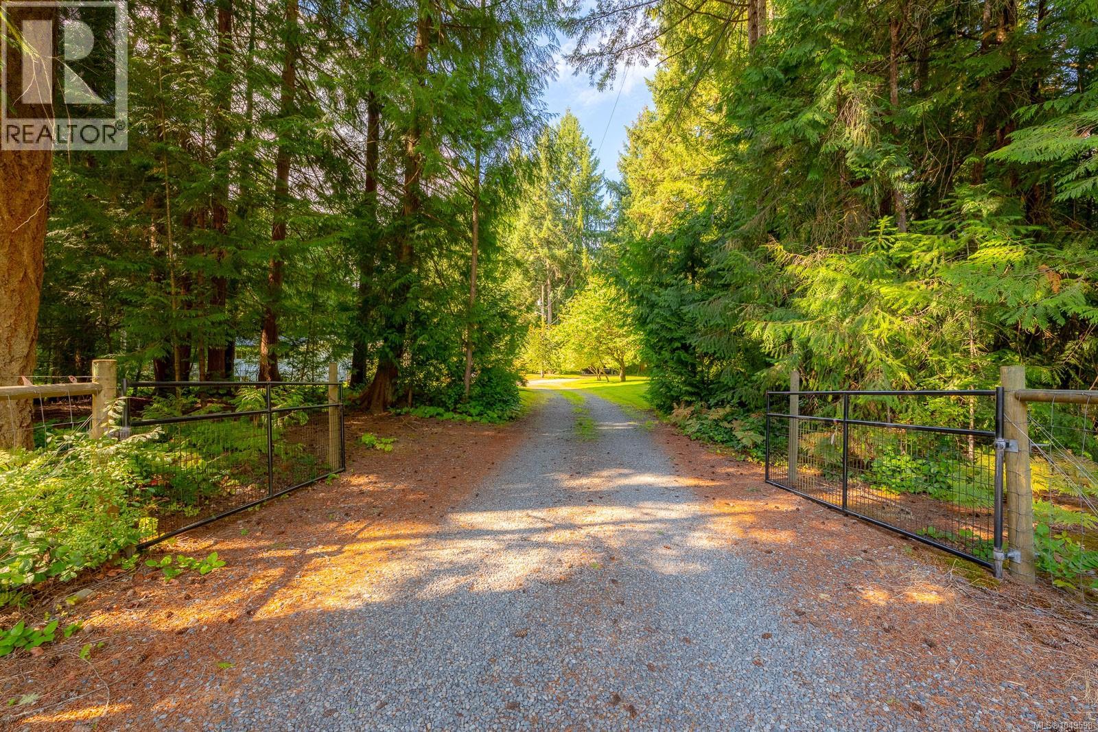 1115 Chapman Rd - 52
