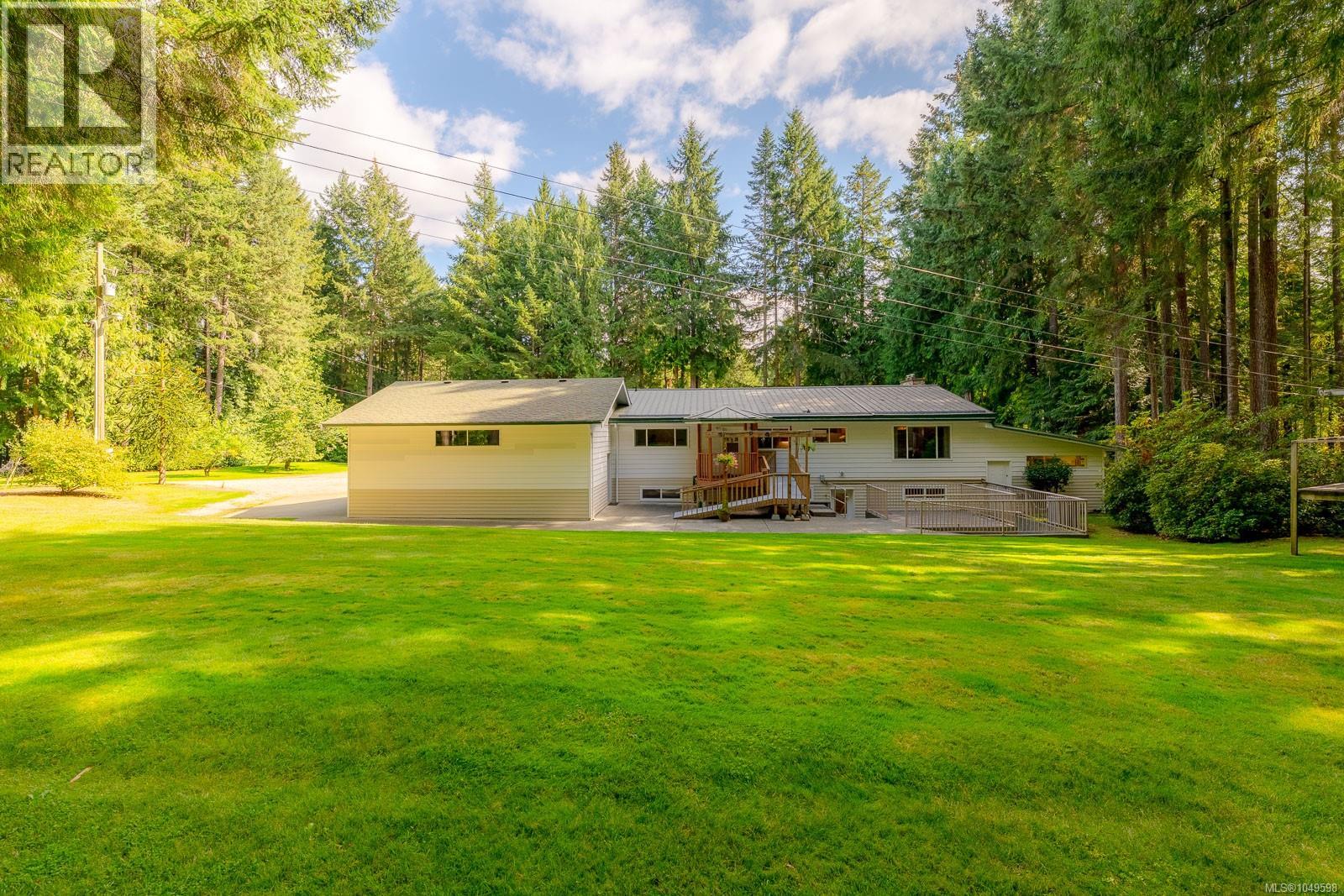 1115 Chapman Rd - 55