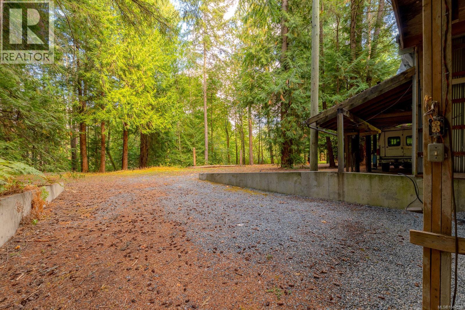1115 Chapman Rd - Image 65