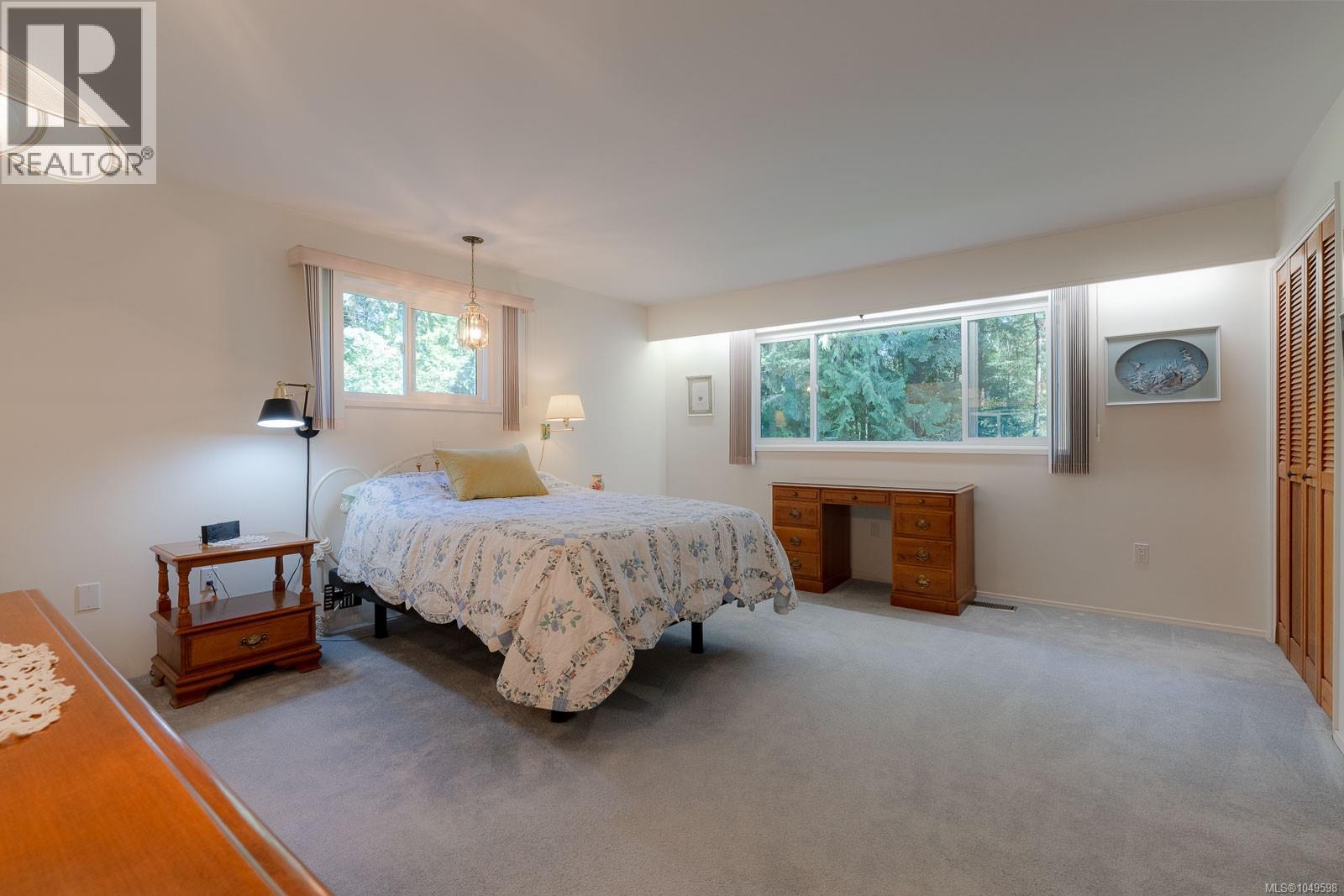 1115 Chapman Rd - Image 26