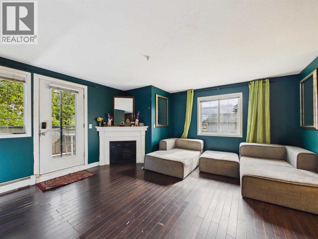 #112 3730 50 Avenue - 6