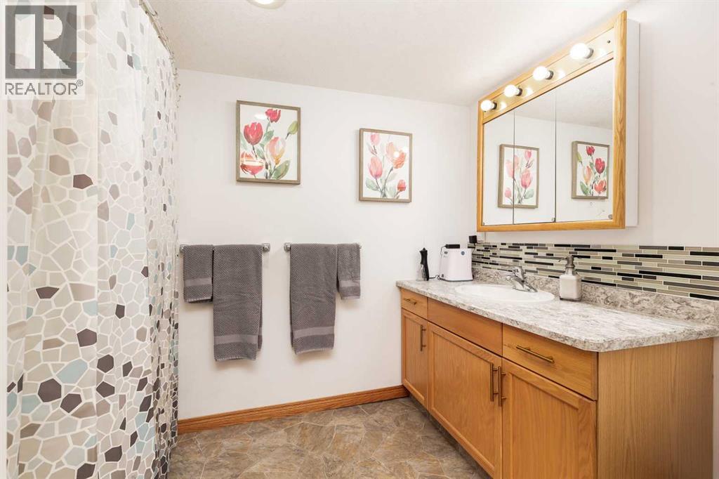 #130 75 1 Avenue S - 14