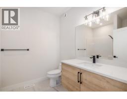 796 Kuipers Crescent Unit# 27, Kelowna, BC V1W0C2 Photo 17