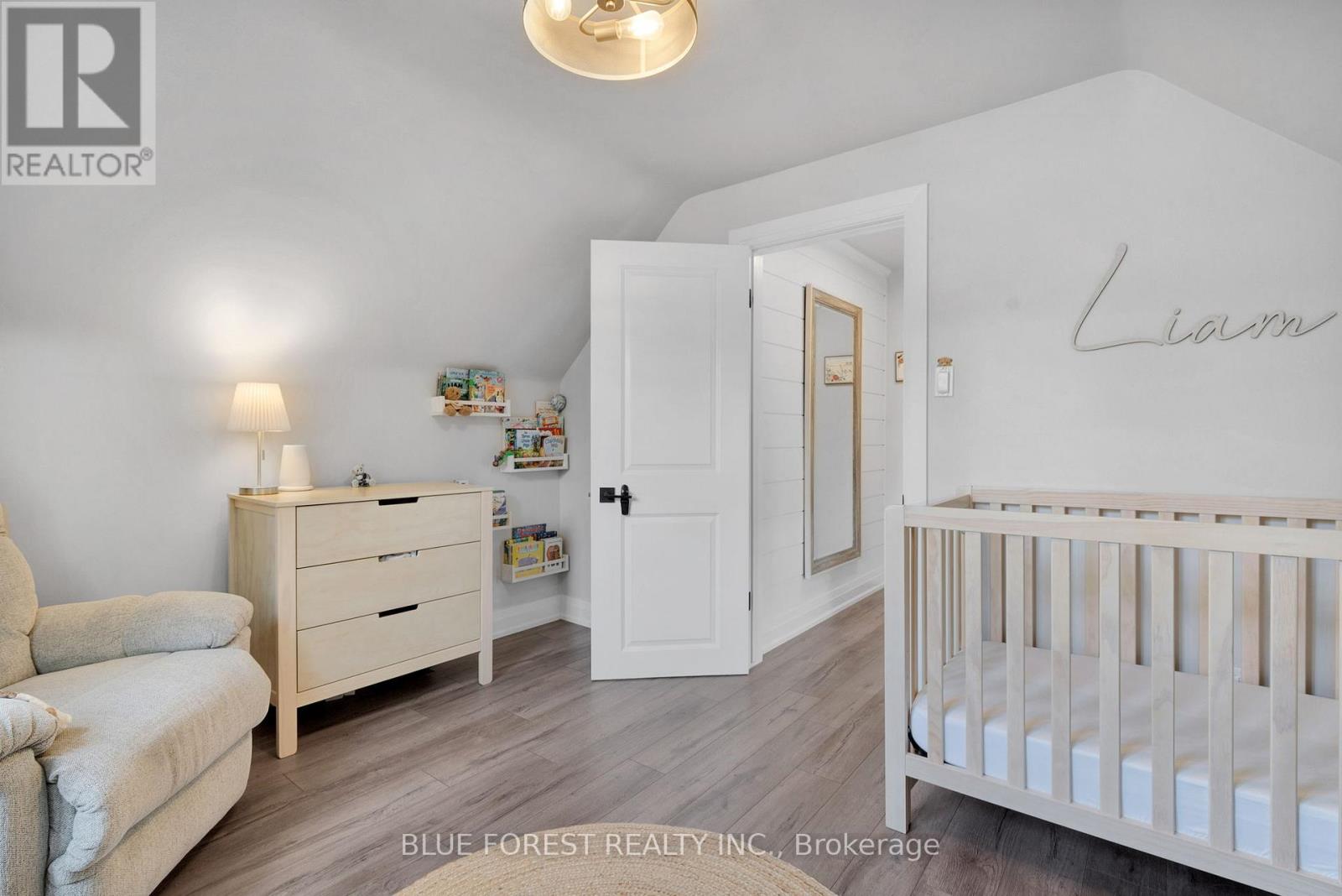 583 MAPLEDALE AVENUE - Image 24